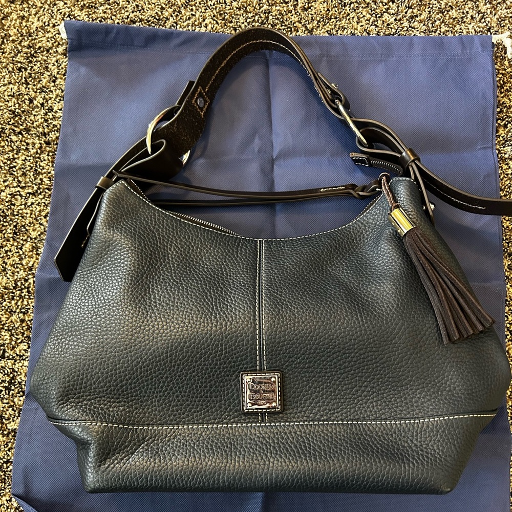 Dooney & Bourke pebble leather shoulder bag